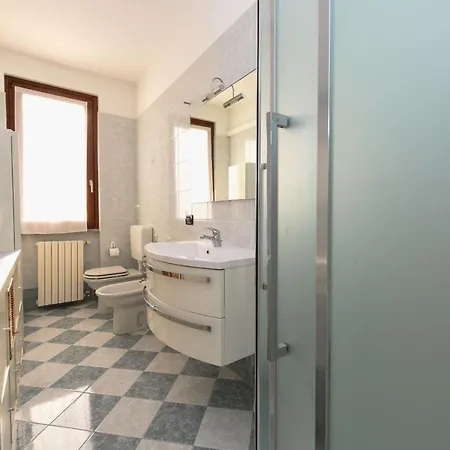 Apartment Maison Elisa Garden-bgl Manerba del Garda