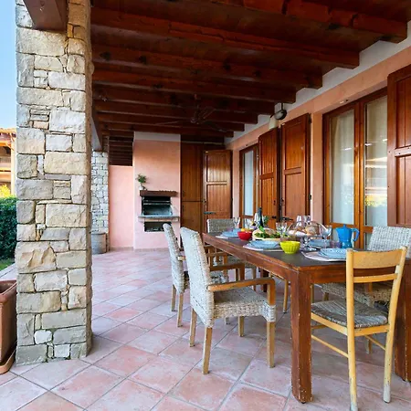 Maison Elisa Garden-bgl Apartamento *